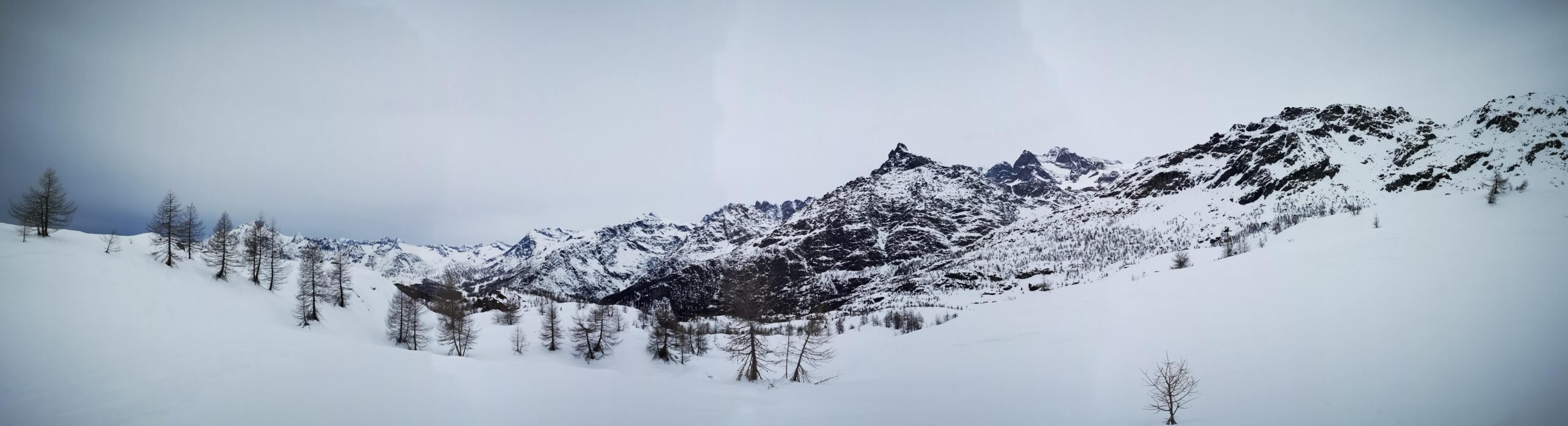 Winter Weekend: Hiking and Skiing in Valtellina
